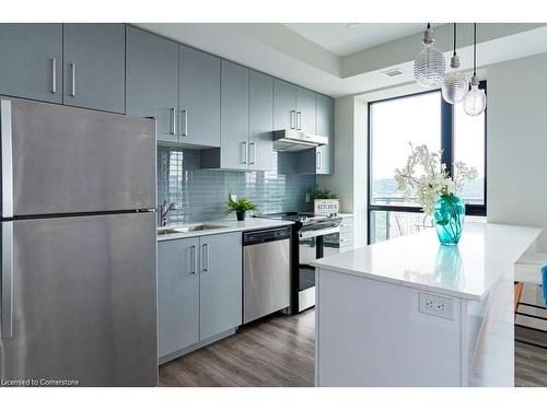 2302-15 Queen St S Street S, Hamilton, ON - Indoor Photo Showing Kitchen With Stainless Steel Kitchen With Upgraded Kitchen