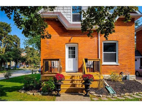 907 Vine Street, Cambridge, ON - Outdoor