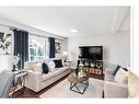 120 Aylmer Crescent, Hamilton, ON  - Indoor Photo Showing Living Room 