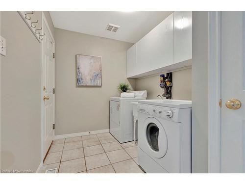 23-40 Braemar Avenue, Caledonia, ON - Indoor Photo Showing Laundry Room