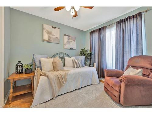 23-40 Braemar Avenue, Caledonia, ON - Indoor Photo Showing Bedroom