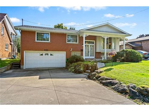 592 Grays Road, Stoney Creek, ON - Outdoor With Facade