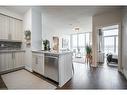 908-2087 Fairview Street, Burlington, ON  - Indoor Photo Showing Kitchen 