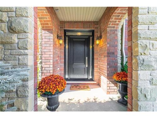 3082 Ingleton Lane, Oakville, ON - Outdoor