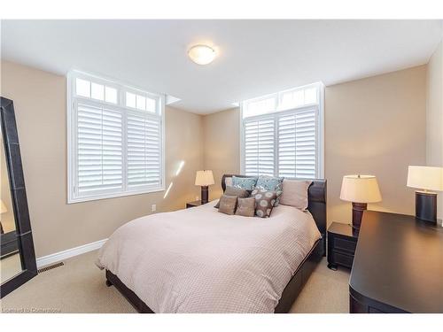 3082 Ingleton Lane, Oakville, ON - Indoor Photo Showing Bedroom