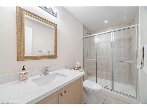 3082 Ingleton Lane, Oakville, ON - Indoor Photo Showing Bathroom