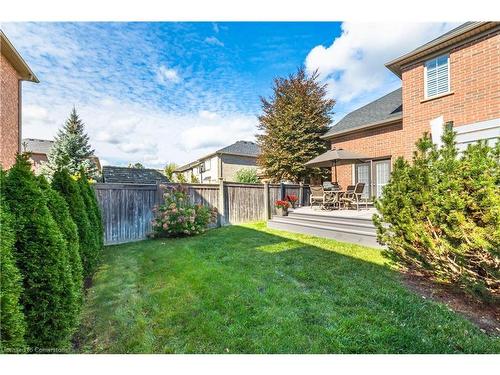 3082 Ingleton Lane, Oakville, ON - Outdoor