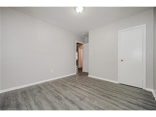 Main-16 Huntington Avenue, Hamilton, ON - Indoor Photo Showing Other Room