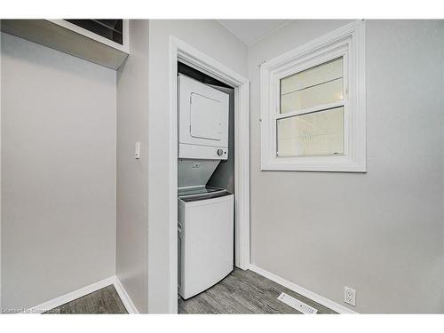 Main-16 Huntington Avenue, Hamilton, ON - Indoor Photo Showing Laundry Room