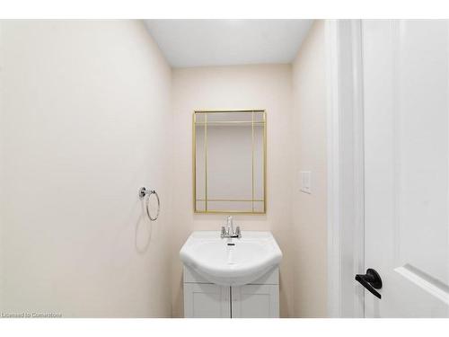 23 Mair Avenue Avenue, Brantford, ON - Indoor Photo Showing Bathroom