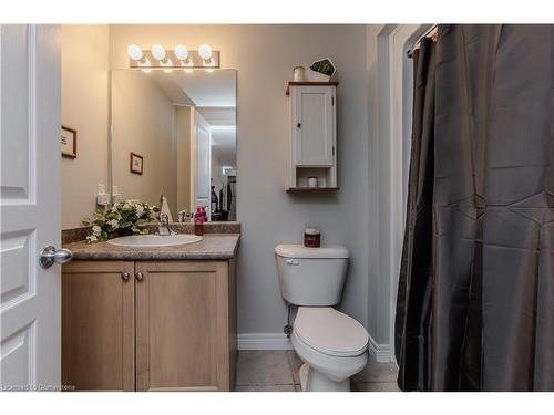 2339 Orchard Road, Burlington, ON - Indoor Photo Showing Bathroom