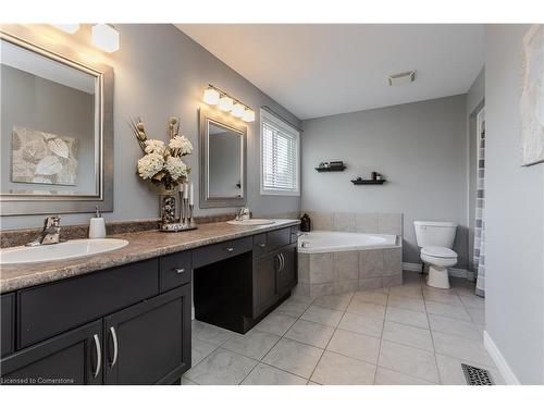 2339 Orchard Road, Burlington, ON - Indoor Photo Showing Bathroom