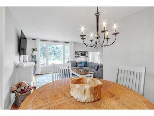 6 Palmerston Place, Hamilton, ON - Indoor Photo Showing Dining Room