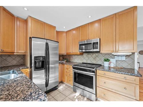 46 Glenvale Boulevard, Brampton, ON - Indoor Photo Showing Kitchen With Double Sink