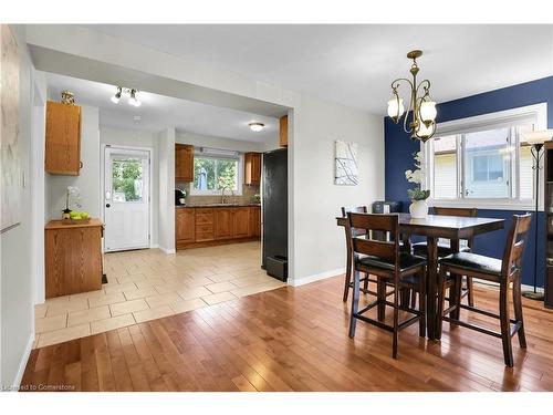 6415 Townline Road, Smithville, ON - Indoor Photo Showing Dining Room