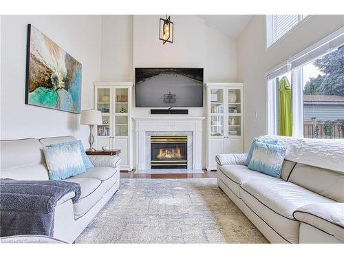 40 Lido Drive, Hamilton, ON - Indoor Photo Showing Living Room With Fireplace