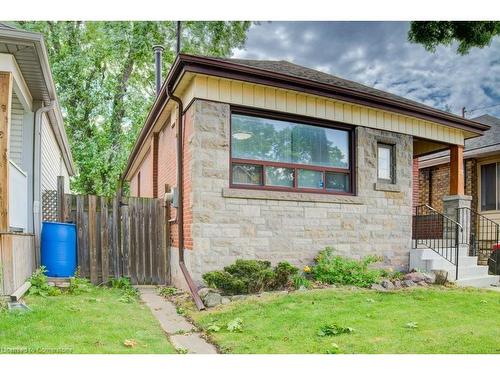 72 Edgemont Street N, Hamilton, ON - Outdoor