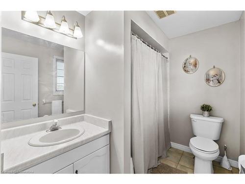 50 Eaglewood Drive, Hamilton, ON - Indoor Photo Showing Bathroom