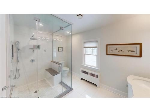 69 Edgar Street, Welland, ON - Indoor Photo Showing Bathroom