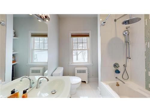 69 Edgar Street, Welland, ON - Indoor Photo Showing Bathroom