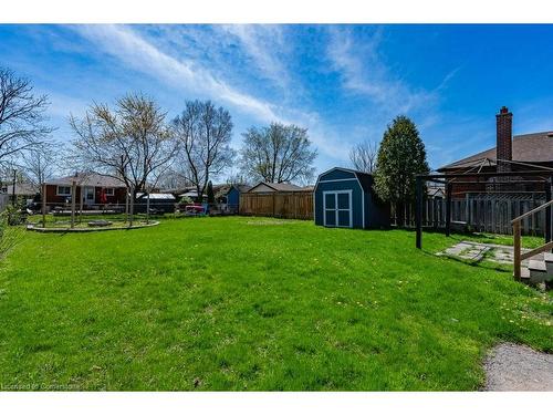 830 Mohawk Road E, Hamilton, ON - Outdoor With Backyard