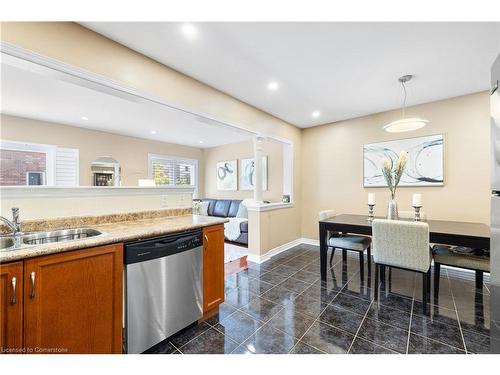 220 Lauderdale Drive, Vaughan, ON - Indoor Photo Showing Kitchen With Double Sink