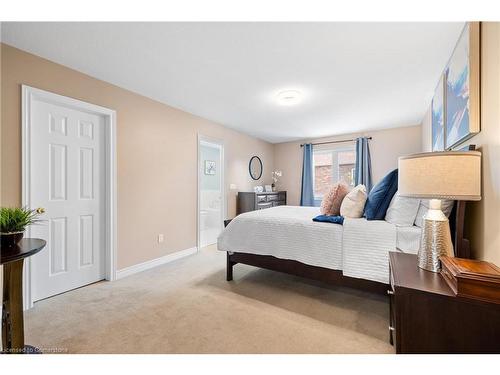 220 Lauderdale Drive, Vaughan, ON - Indoor Photo Showing Bedroom