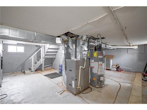 248 Fruitland Road, Stoney Creek, ON - Indoor Photo Showing Garage