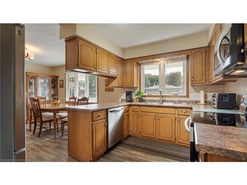 1 Virginia Avenue, Simcoe, ON - Indoor Photo Showing Kitchen