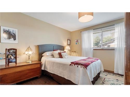 1 Virginia Avenue, Simcoe, ON - Indoor Photo Showing Bedroom