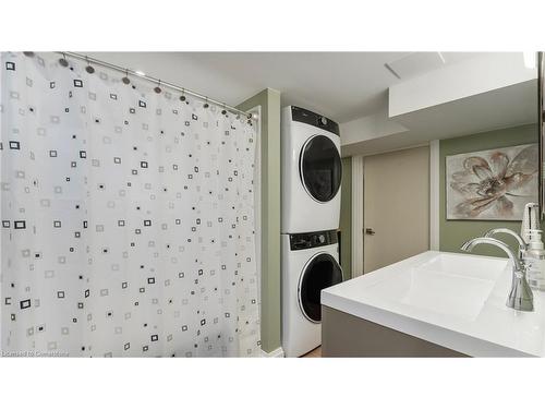 1 Virginia Avenue, Simcoe, ON - Indoor Photo Showing Laundry Room