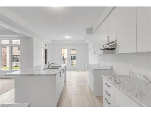 8 Daisy Street, Midhurst, ON - Indoor Photo Showing Kitchen With Double Sink