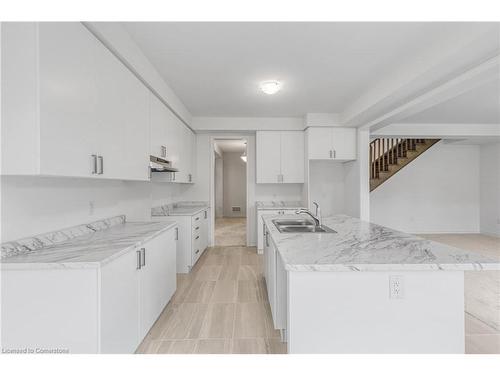 8 Daisy Street, Midhurst, ON - Indoor Photo Showing Kitchen With Double Sink