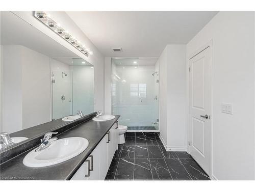 8 Daisy Street, Midhurst, ON - Indoor Photo Showing Bathroom