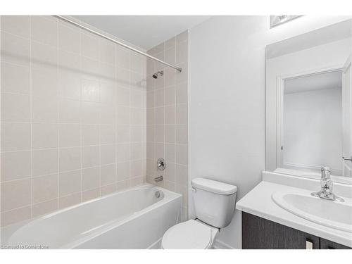 8 Daisy Street, Midhurst, ON - Indoor Photo Showing Bathroom