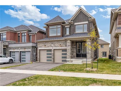 8 Daisy Street, Midhurst, ON - Outdoor With Facade