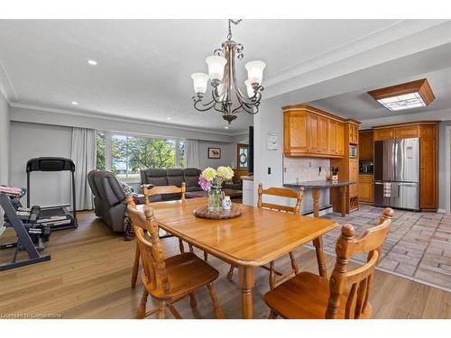 11720 Guelph Line, Milton, ON - Indoor Photo Showing Dining Room