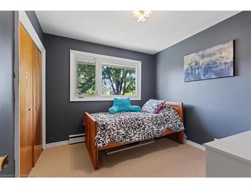 11720 Guelph Line, Milton, ON - Indoor Photo Showing Bedroom