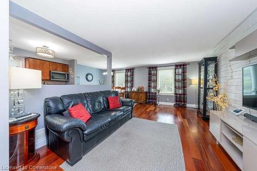 1523 Rusholme Crescent, Burlington, ON - Indoor Photo Showing Living Room