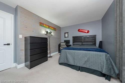 1523 Rusholme Crescent, Burlington, ON - Indoor Photo Showing Bedroom