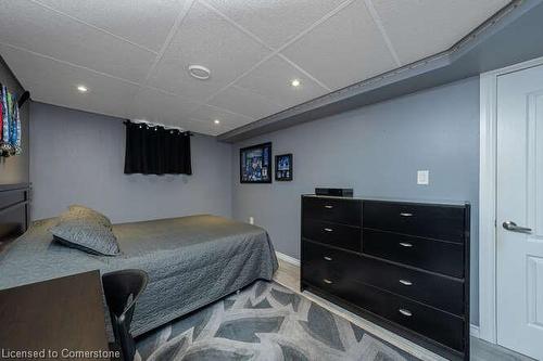 1523 Rusholme Crescent, Burlington, ON - Indoor Photo Showing Bedroom