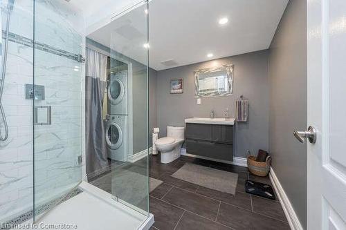 1523 Rusholme Crescent, Burlington, ON - Indoor Photo Showing Bathroom