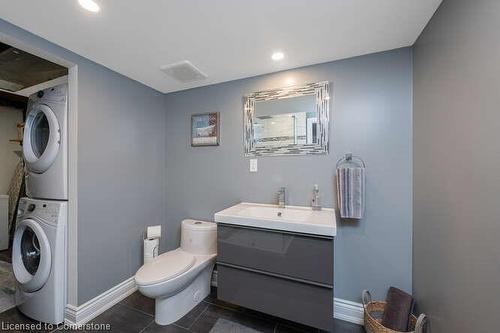 1523 Rusholme Crescent, Burlington, ON - Indoor Photo Showing Laundry Room