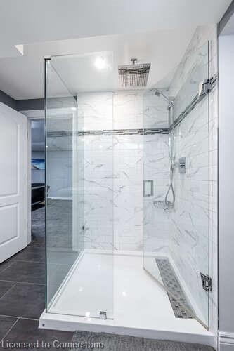 1523 Rusholme Crescent, Burlington, ON - Indoor Photo Showing Bathroom