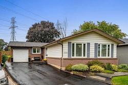 1523 Rusholme Crescent  Burlington, ON L7M 1M4