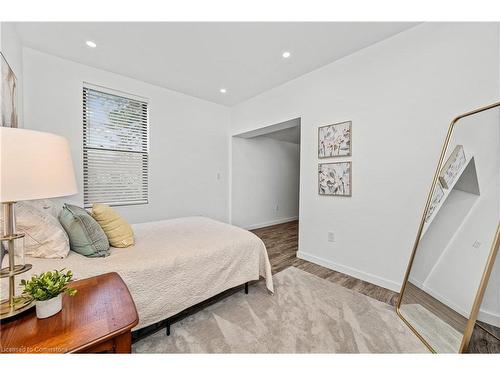 127 Freelton Road, Freelton, ON - Indoor Photo Showing Bathroom