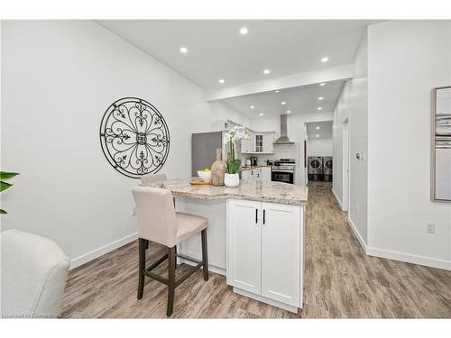 127 Freelton Road, Freelton, ON - Indoor Photo Showing Living Room