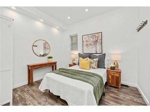 127 Freelton Road, Freelton, ON - Indoor Photo Showing Laundry Room