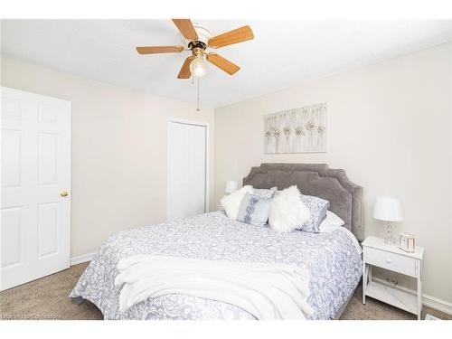 540 Upper Wentworth Street, Hamilton, ON - Indoor Photo Showing Bedroom