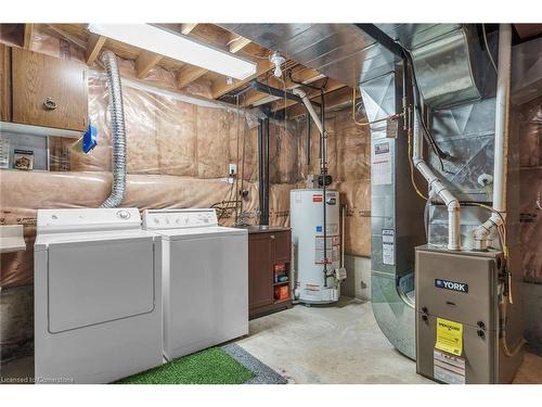 84 Frances Avenue, Stoney Creek, ON - Indoor Photo Showing Laundry Room